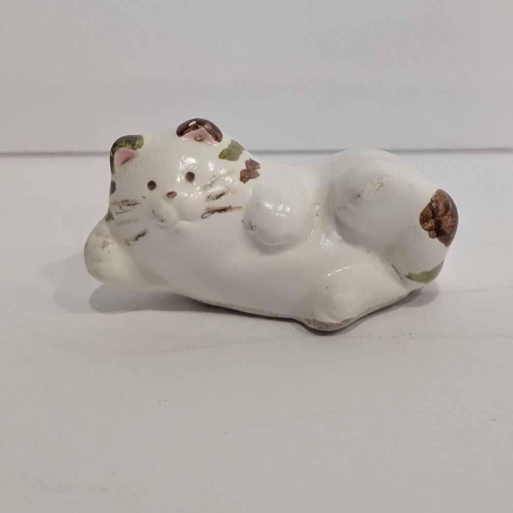 Vintage Miniature Ceramic Cat Figurine Calico White Reclining Kitten Decor 2"